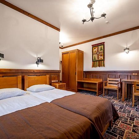Tatariv Deluxe Hotel Buitenkant foto
